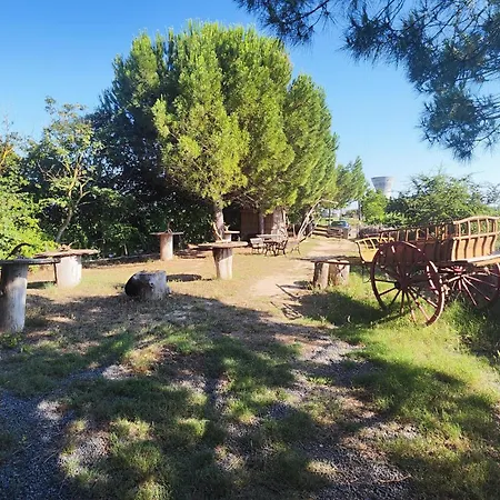 Camping Stacaravan In Marsillargues